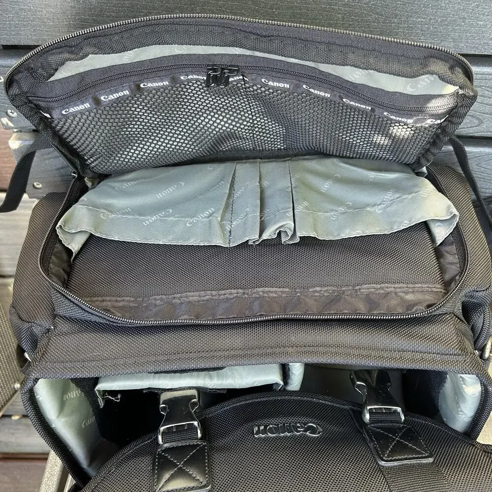 Canon Digital Gadget Bag DSLR EOS Rebel Travel Carry Case With Shoulder Strap